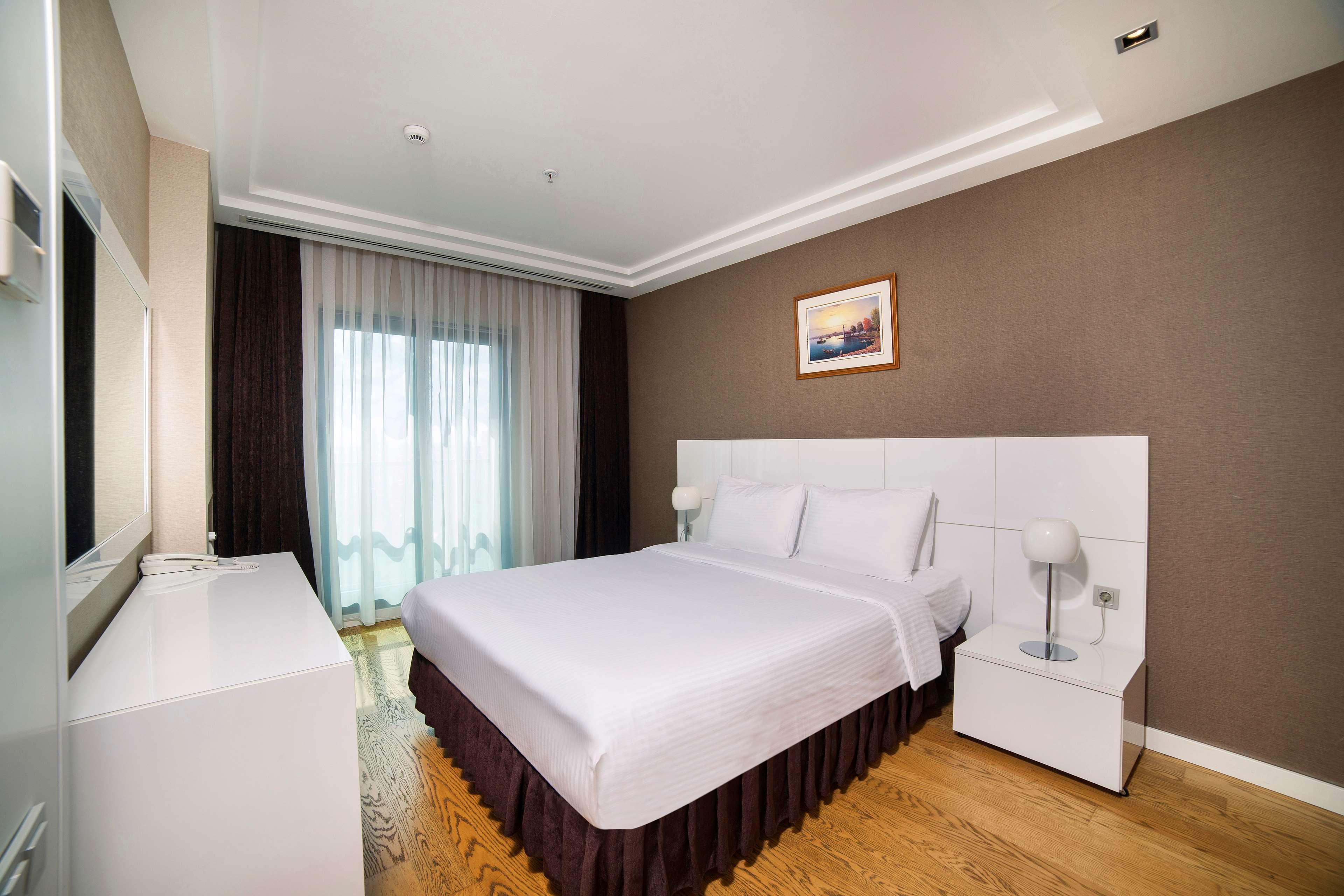 Radisson Residences Avrupa Tem Istambul Exterior foto