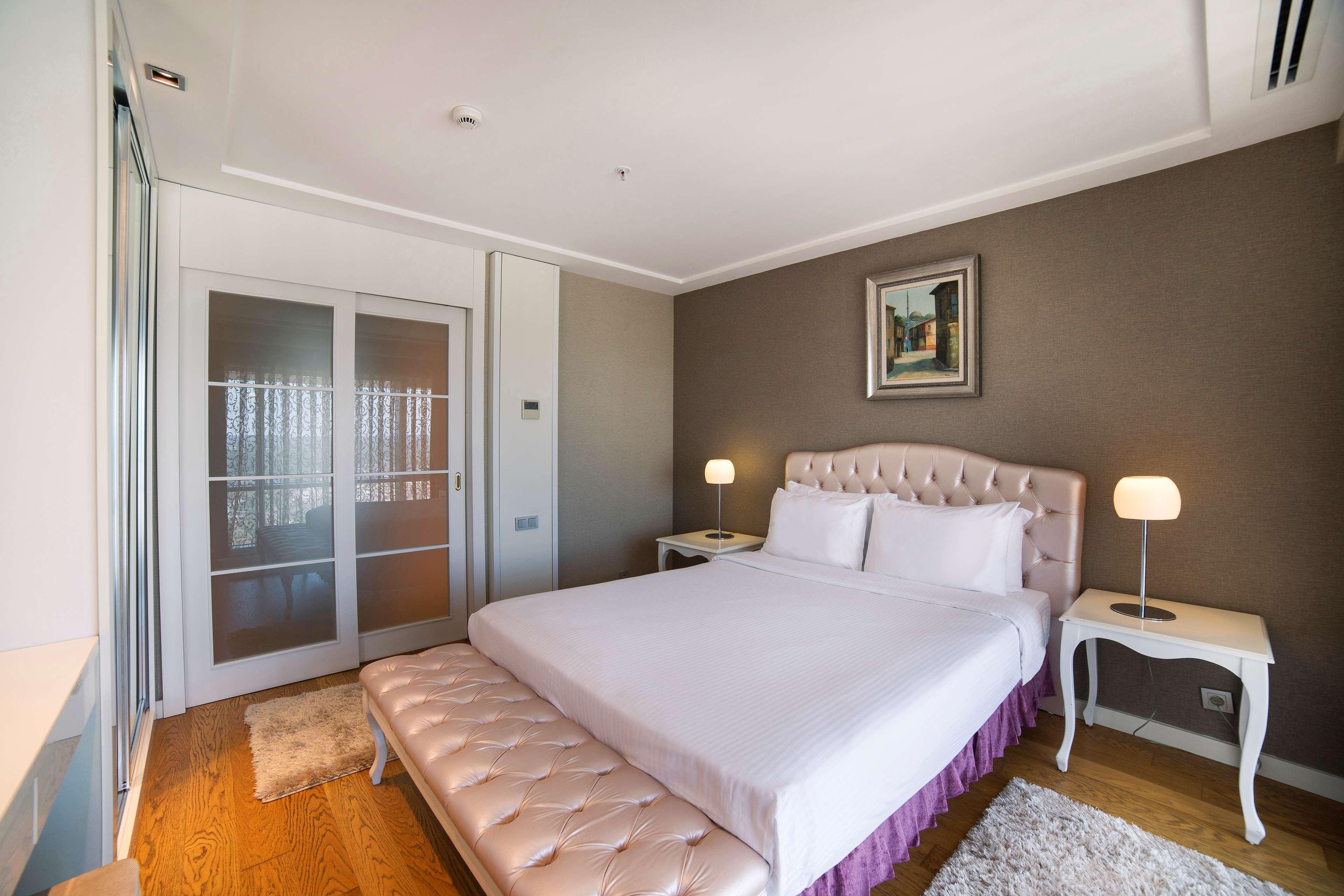 Radisson Residences Avrupa Tem Istambul Exterior foto