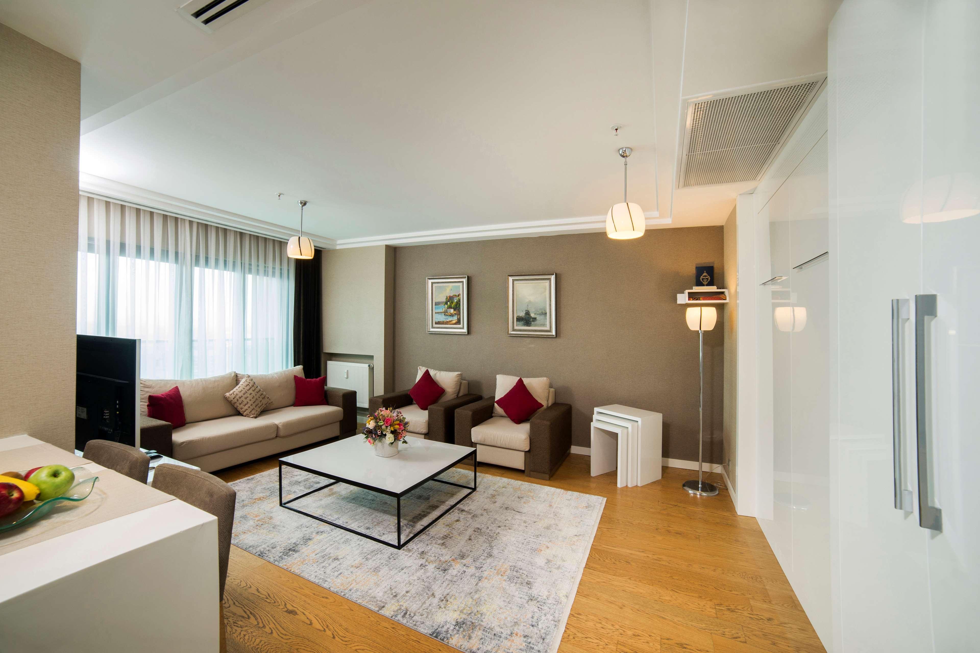 Radisson Residences Avrupa Tem Istambul Exterior foto