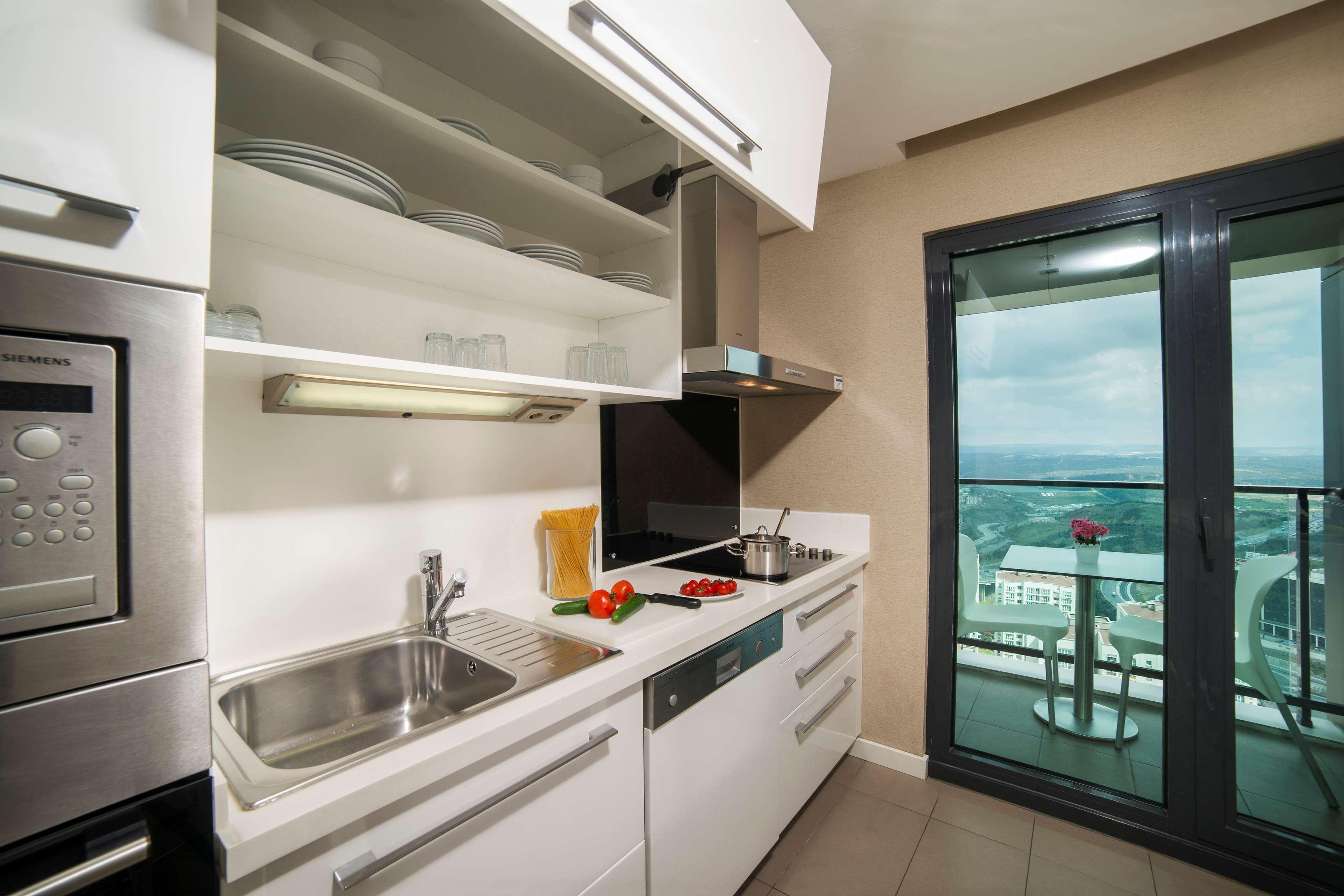 Radisson Residences Avrupa Tem Istambul Exterior foto